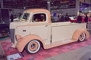 Pasila, Helsinki, Finlandiya, 4 Nisan. 2025: Ford Coe (1947) Orijinal Amerikan Araba Fuarı ACS25 sergisi Helsinki Messukeskus Fuarı ve Kongre Merkezi.