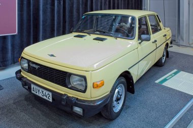 Lahti, Finlandiya, 3 Mayıs. 2025: Wartburg 353W (1985) Lahti Sergi ve Kongre Merkezi 'ndeki Klasik Motor Fuarı' nda.