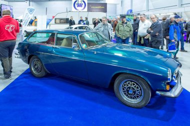 Lahti, Finlandiya, 3 Mayıs. 2025: Volvo 1800 ES (1972) Lahti Sergi ve Kongre Merkezi Klasik Motor Fuarında.