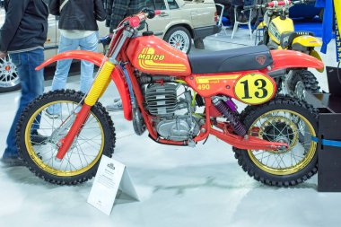 Lahti, Finlandiya, 3 Mayıs. 2025: Maico Mega 2490 (1981) motosiklet Lahti Sergi ve Kongre Merkezi Klasik Motor Fuarında.