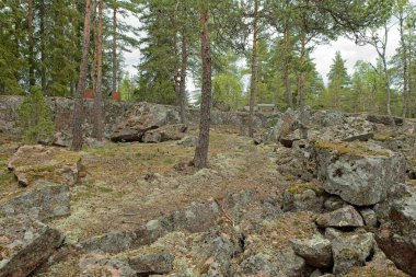 Pyterlahti 'nin tarihi Hevonniemi taş ocağı, 1820-30' larda, Pyterlahti, Virolahti, Finlandiya.