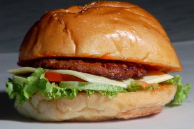 Cazip Bak Özel Çizburger