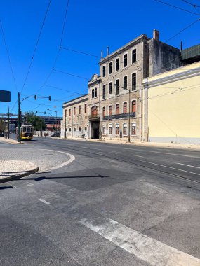 Lizbon, Portekiz, yaz, steetler, renkli binalar, Alfama bölgesi, bölge, tarihi binalar, Avrupa mimarisi ve kültürü, azul fayansları