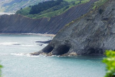 Güzel bir deniz manzarası.
