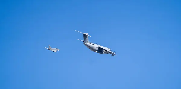 ロシアの軍用機とロシアの軍用輸送 — ストック写真
