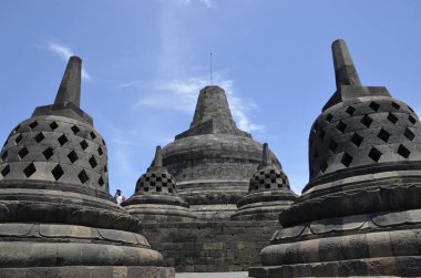 Endonezya 'daki pura sakian tapınağı