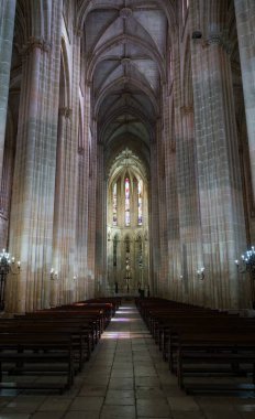 Eski şehrin katedralinin içi. En güzel yer.