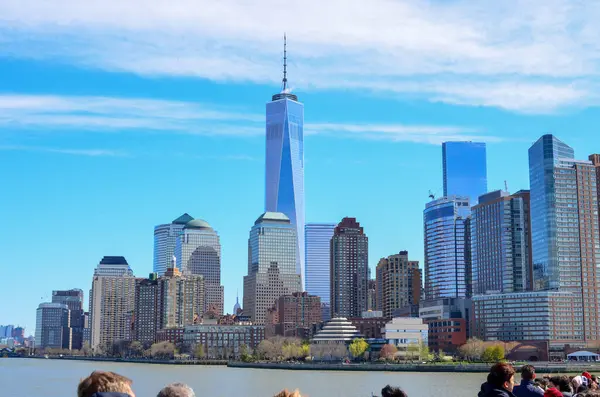 New York 'taki Brooklyn Köprüsü' nden Manhattan manzarası. New York 'ta. ABD.