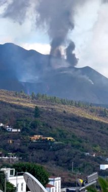 Palma İspanya 'nın büyük volkanı