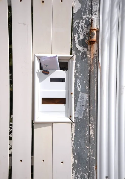 Белый Ящик Почтовый Ящик Различные Почтовые Ящики Личные Почтовые Ящики — стоковое фото
