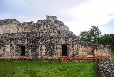 Oval Saray 'ın Balam Tarafı