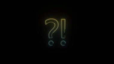 Siyah arkaplanda parlak neon soru işareti ve ünlem işareti simgesi. İngilizce noktalama işaretleri. Hareket grafikleri ve birleşikliği için 4K video animasyonu.