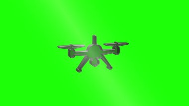 Metalik insansız hava aracı dönüyor, yeşil ekranda dönüşüyor, pürüzsüz bir hareketle, hava mühendisliği tasarımında gelecekteki teknolojik yenilikleri gösteriyor.