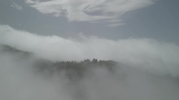 Wolken Berg — Stockvideo