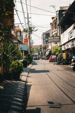 Surakarta - Endonezya - 22 Maret 2024, Jalanan di sekitar kota Solo.