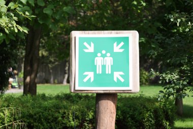 Tahliye ya da acil durum için buluşma noktasını imzalayın