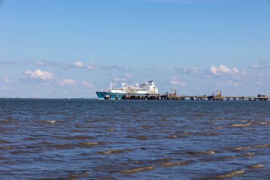 Kuzey Denizi 'nden Wilhelmshaven' daki Ing terminalinin görüntüsü