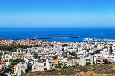 Girit adasındaki (Yunanistan) liman kenti Rethymno)