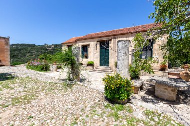 Girit Adası 'ndaki Aziz George Manastırı (Yunanistan)