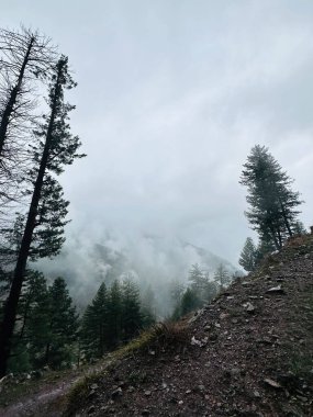 Dağlarda dağları olan güzel bir manzara, Hayber Pakhtunkhwa, Pakistan