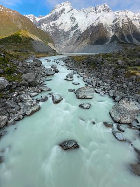 Dağlardaki güzel manzara, Cook Ulusal Parkı, Güney Adası, Yeni Zelanda