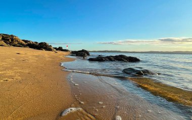 Denizin üzerinde güzel bir gün batımı, 1770, Queensland, Avustralya 