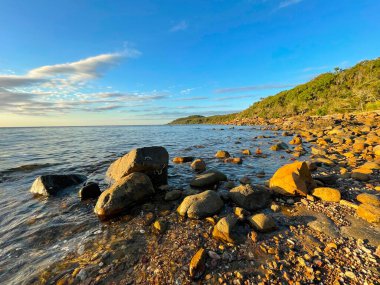 Denizin üzerinde güzel bir gün batımı, 1770, Queensland, Avustralya 