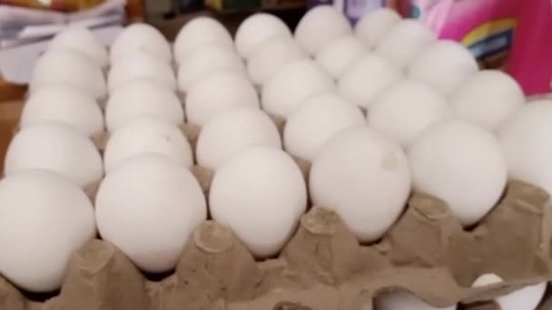 이것은 신선한 계란의 비디오입니다 — 비디오