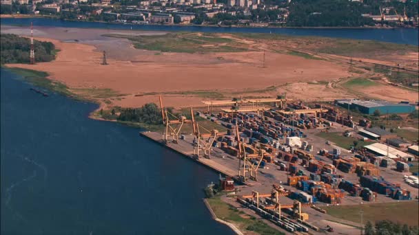 Tiro Largo Aéreo Visão Superior Porto Container Mar — Vídeo de Stock