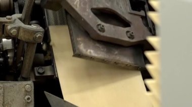 statik yavaş çekim büyük gofret tabakları için döner fırın makinesinin yakın çekim