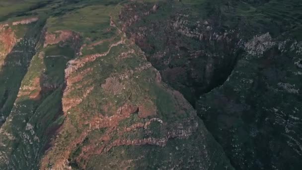 Voo Drone Cascada Gargantua Funda Com Uma Órbita Torno Cachoeira — Vídeo de Stock