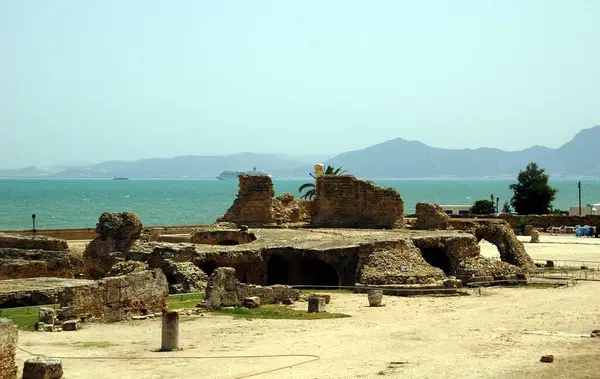 Tunus, Kartaca, tarihi bir şehir.