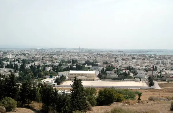 Tunus, Kartaca, tarihi bir şehir.