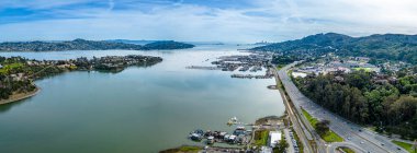 Sausalito Hava Çekimi. San Francisco, Körfez Bölgesi, Pasifik Okyanusu. Scneic Panorama. Yüksek kalite fotoğraf