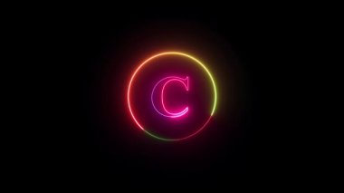 Koyu bir arkaplan karşısında parlak renklerde parlayan neon C harfi