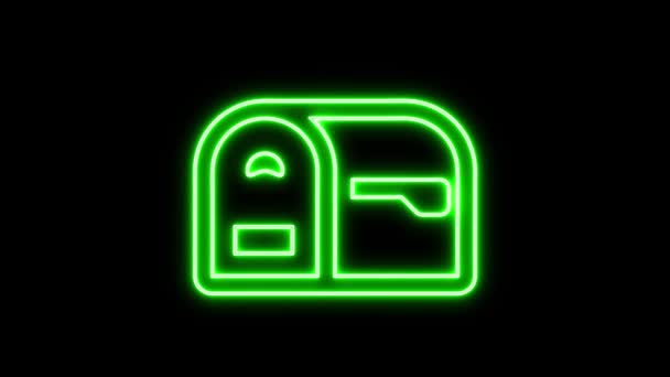 霓虹灯绿色邮件图标动画在黑色背景 — 图库视频影像