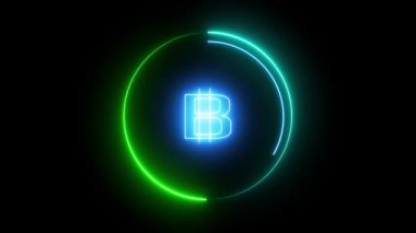 Parlayan mavi neon Bitcoin simgesi, siyah bir arkaplana karşı izole edilmiş, parlak bir ışıkta parlar. Dijital para birimi, kripto para birimi ve maliyenin geleceğinin soyut bir temsili.