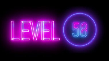 Yuvarlak neon çerçeveyle aydınlatılmış 58. seviye. İlerleme göstergeleri, teknik görseller ve hareket grafikleri için canlı parlayan sayı.