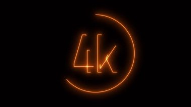 Merkezinde kalın '4k' alfabe logosuyla parlayan dairesel animasyon, yüksek teknoloji tanıtımları, kilometre taşı kutlamaları ve dijital marka içeriği için ideal.