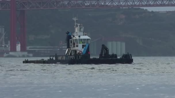 Industrial Marine Vessel Sails River Early Evening Mid Shot — Stok video
