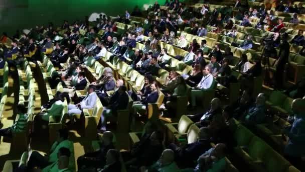 Portugal Lisbon 2022 Sage Session People Sitting Conference Mid Shot — 비디오