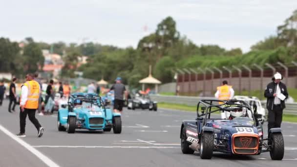 2022 Portugal Lisbon Caterham Festival Car Racing Racing Karts Standing — Stock video