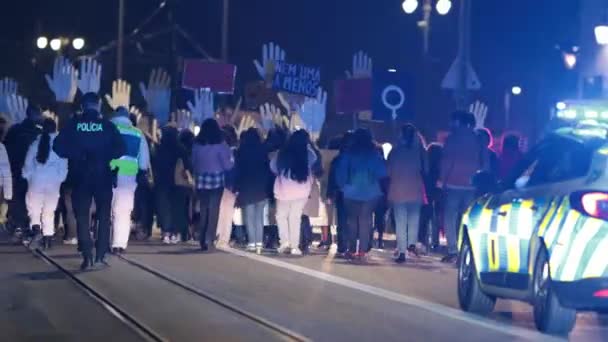 Portugal Lisbon 2022 March End Violence Women Crowd Walking Street — Video Stock