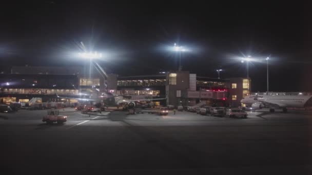 2023 Antalya Turkey Lights Night Airport Aerodrome Passenger Pov View — Vídeo de stock