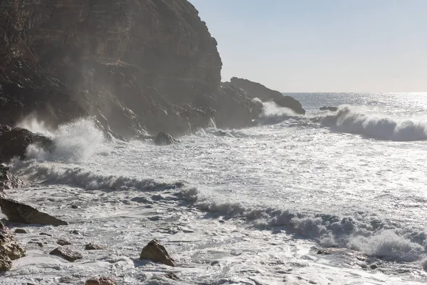 Морські Хвилі Впали Скелі Середній Постріл — стокове фото