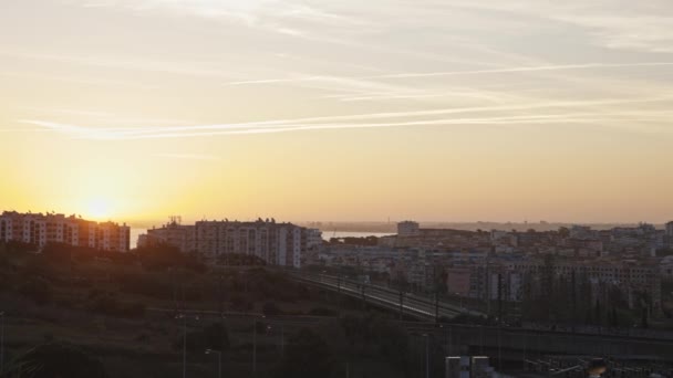 Vista Ciudad Lisboa Atardecer Mid Shot — Vídeos de Stock