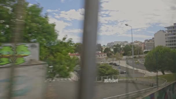 Haziran 2023 Lizbon Portekiz Yolcu Treninin Penceresinden Şehir Manzarası Orta — Stok video