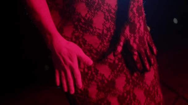 Extravagant Drag Queen Tight Dress Red Lighting Mid Shot — Stock Video