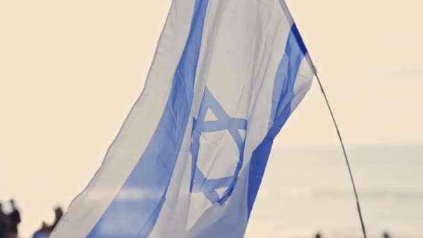 在风中飘扬的以色列国旗 — 图库视频影像