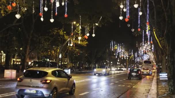 Prosince 2023 Lisabon Portugalsko Vánoční Osvětlení Avenida Liberdade Noci Teleobjektiv — Stock video